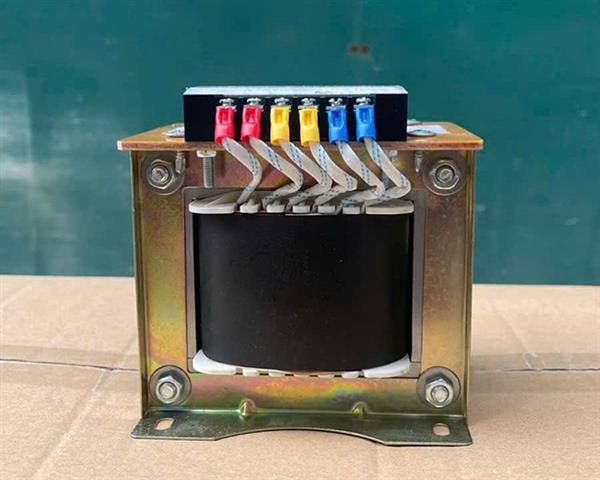 Biến áp cách ly lõi đồng