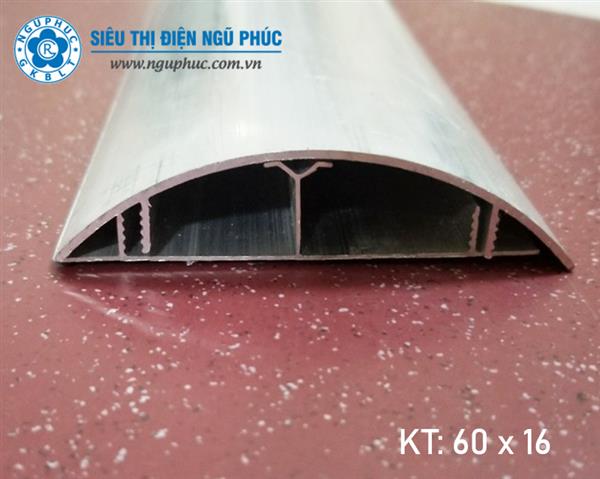 Nẹp bán nguyệt nhôm 60 x 16 x 2000mm