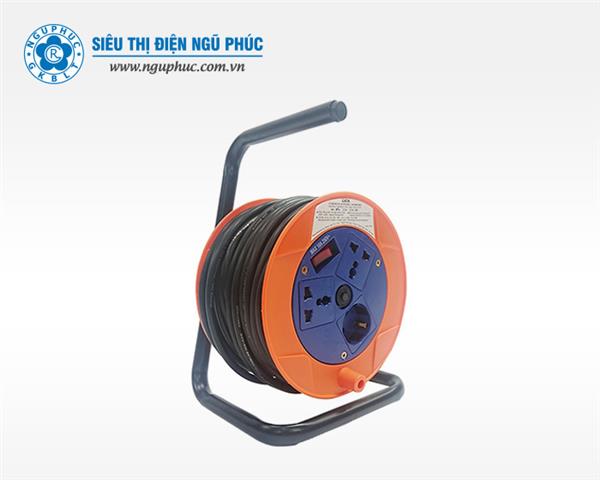 Ổ cắm Ru lô QN20-2-15A LIOA